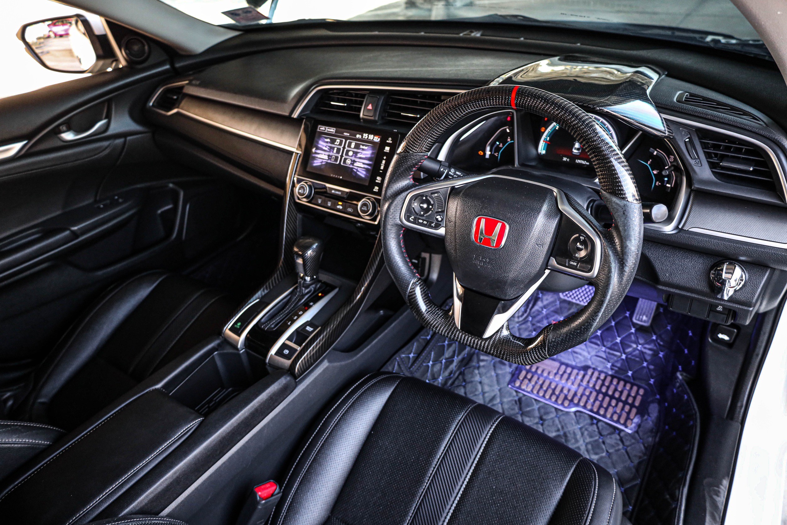 Honda Civic FC 1.8 EL PF-รถบ้านมือสอง