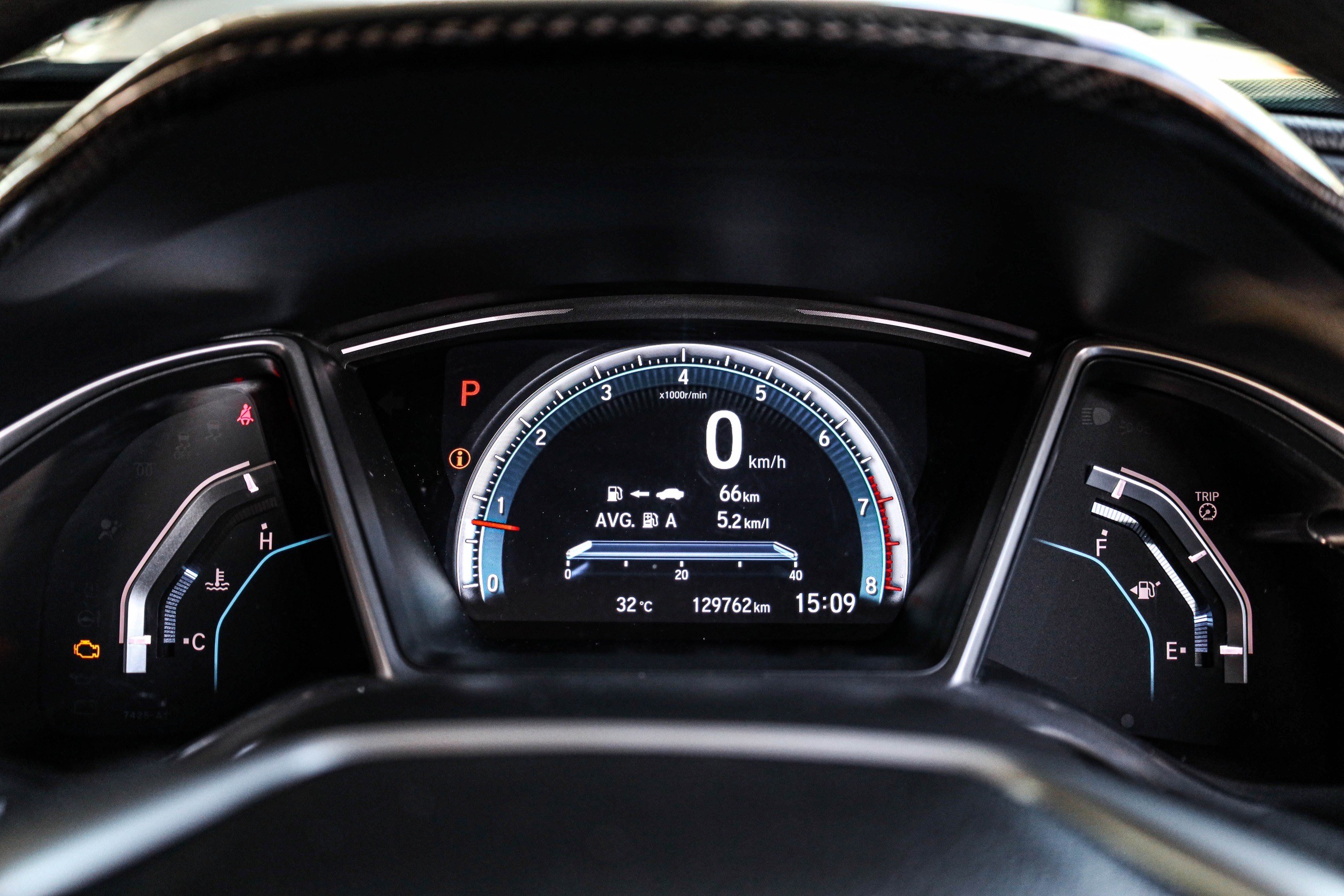 Honda Civic FC 1.8 EL PF-รถบ้านมือสอง