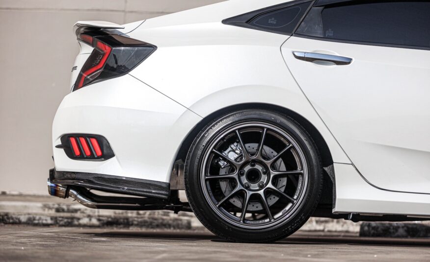 Honda Civic FC 1.8 EL PF-รถบ้านมือสอง