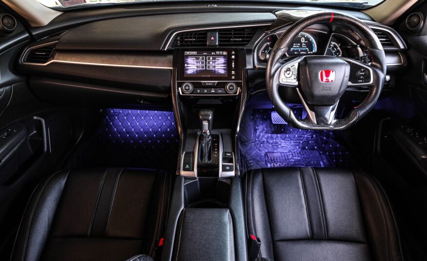 Honda Civic FC 1.8 EL PF-รถบ้านมือสอง