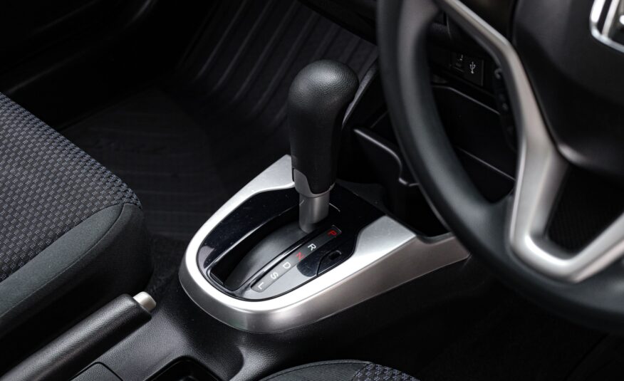Honda Jazz GK V+ PF-รถบ้านมือสอง