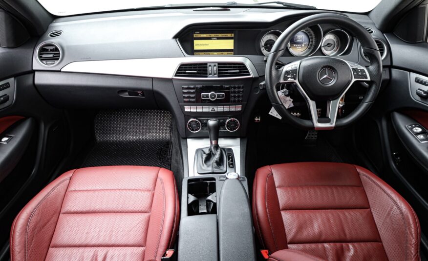 Mercedes Benz C250 Coupe PF-รถบ้านมือสอง