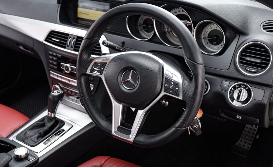 Mercedes Benz C250 Coupe PF-รถบ้านมือสอง