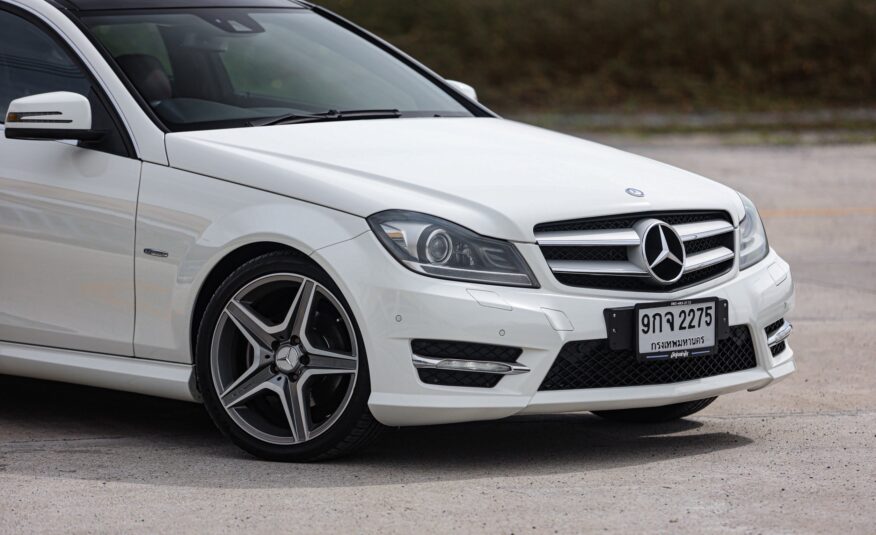 Mercedes Benz C250 Coupe PF-รถบ้านมือสอง