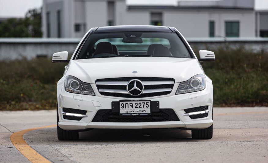 Mercedes Benz C250 Coupe PF-รถบ้านมือสอง