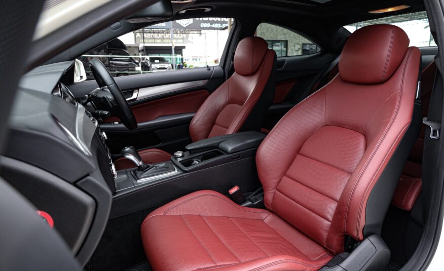 Mercedes Benz C250 Coupe PF-รถบ้านมือสอง