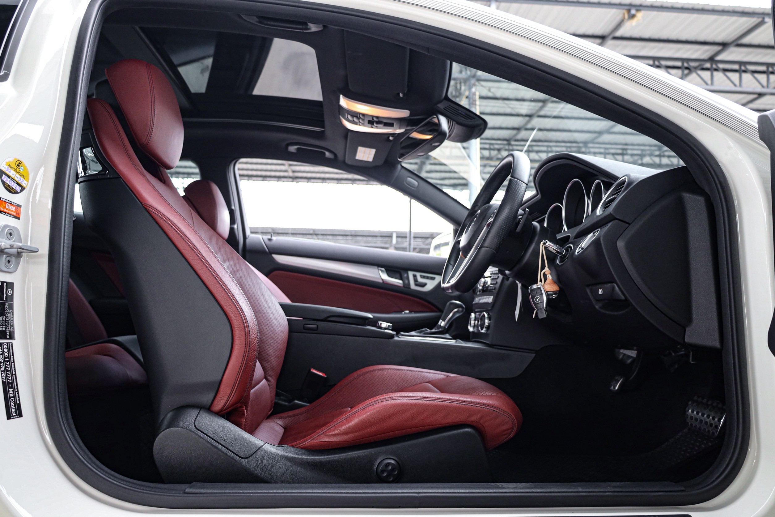 Mercedes Benz C250 Coupe PF-รถบ้านมือสอง