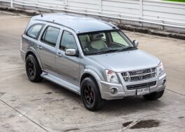 Isuzu Mu-7 3.0 MT PF-รถบ้านมือสอง