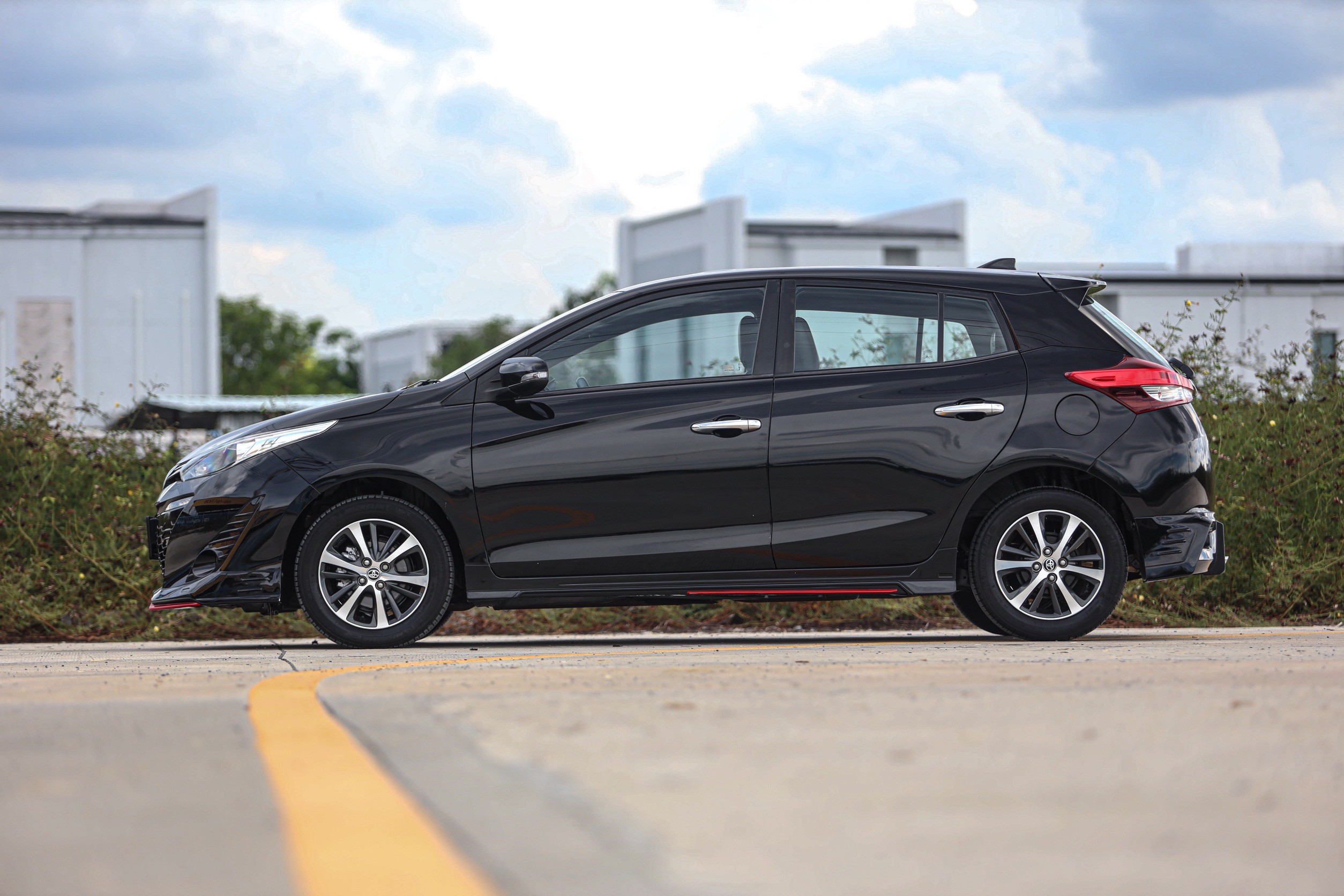 Toyota Yaris 1.2 G PF-รถบ้านมือสอง