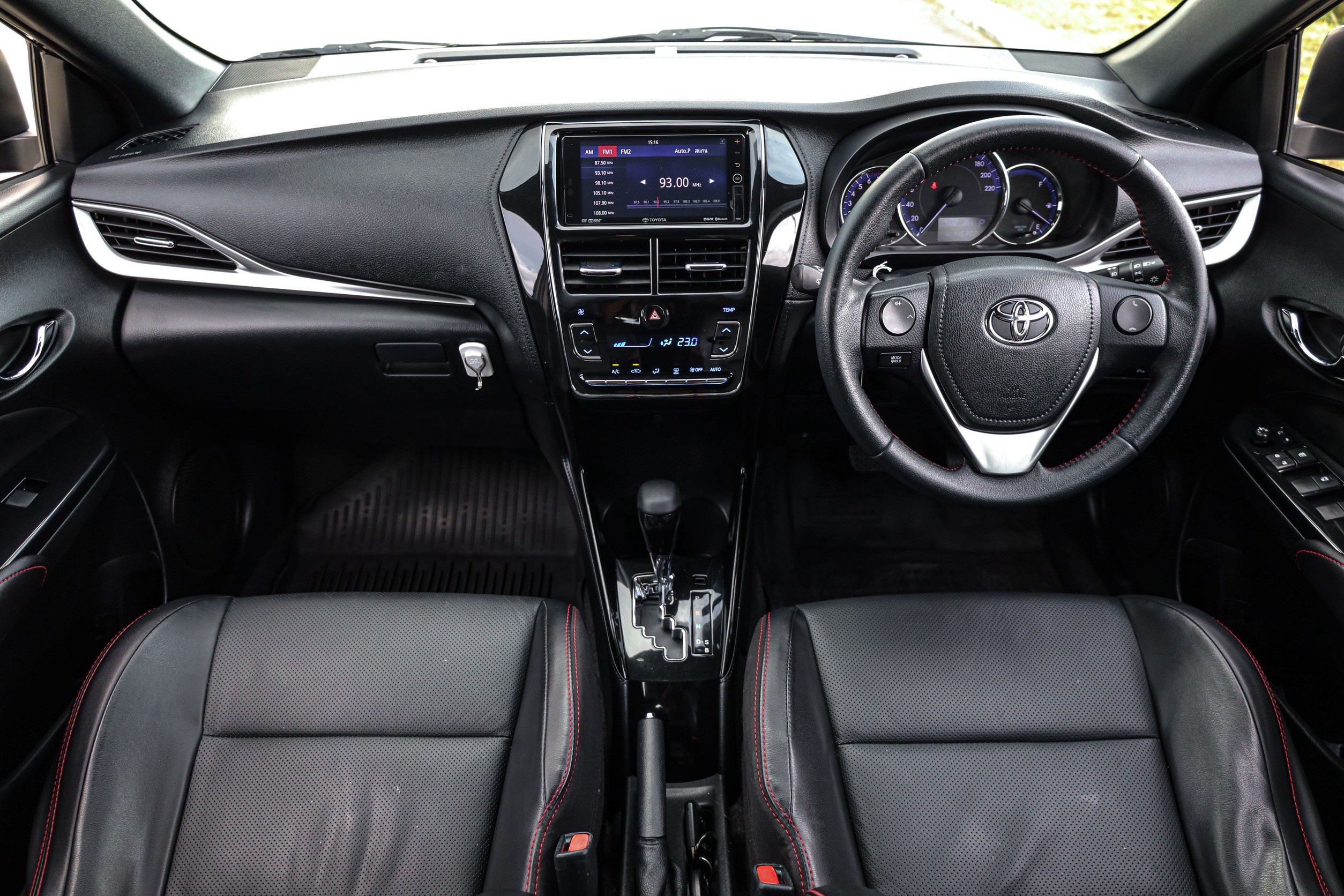 Toyota Yaris 1.2 G PF-รถบ้านมือสอง