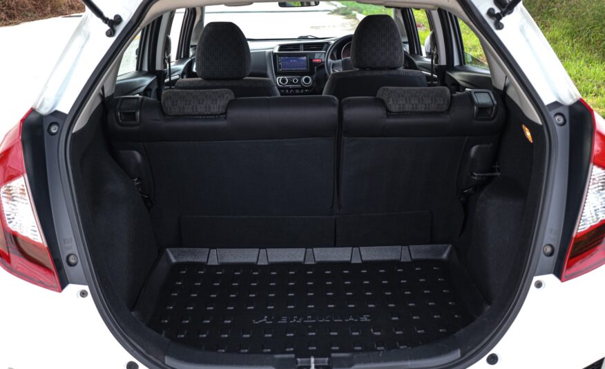 Honda Jazz GK S MT PF-รถบ้านมือสอง