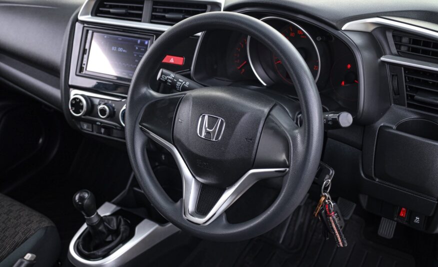 Honda Jazz GK S MT PF-รถบ้านมือสอง