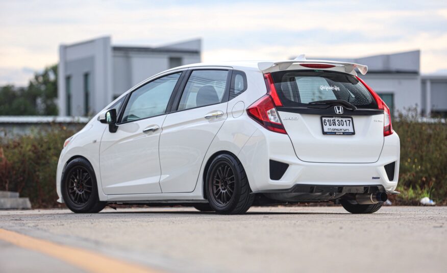 Honda Jazz GK S MT PF-รถบ้านมือสอง