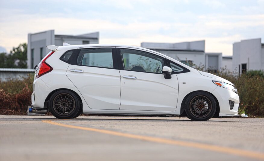 Honda Jazz GK S MT PF-รถบ้านมือสอง