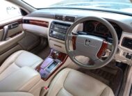 Toyota Crown Royal Saloon PF-รถบ้านมือสอง