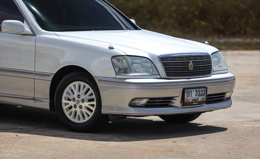 Toyota Crown Royal Saloon PF-รถบ้านมือสอง
