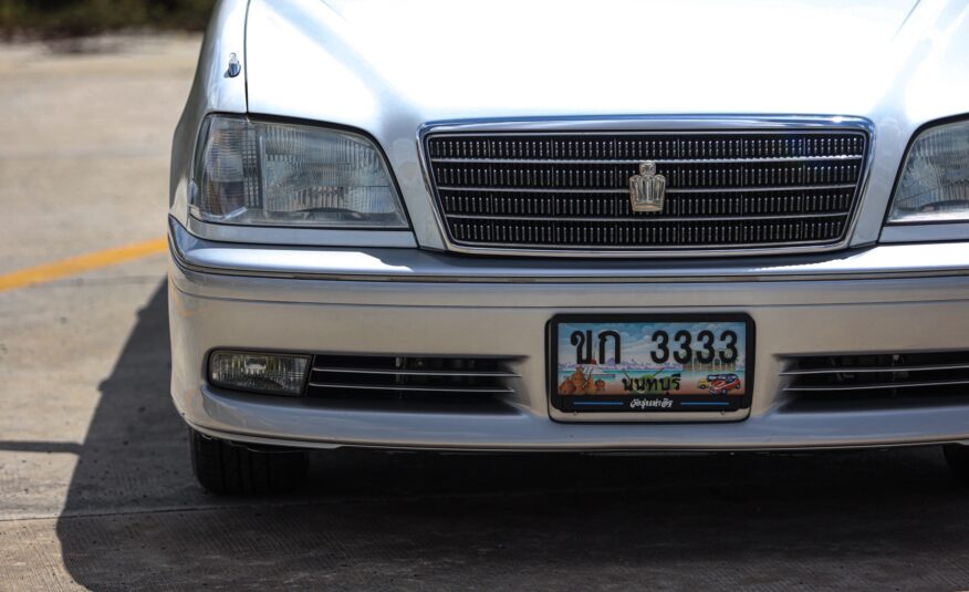 Toyota Crown Royal Saloon PF-รถบ้านมือสอง