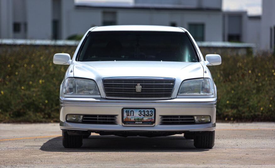 Toyota Crown Royal Saloon PF-รถบ้านมือสอง