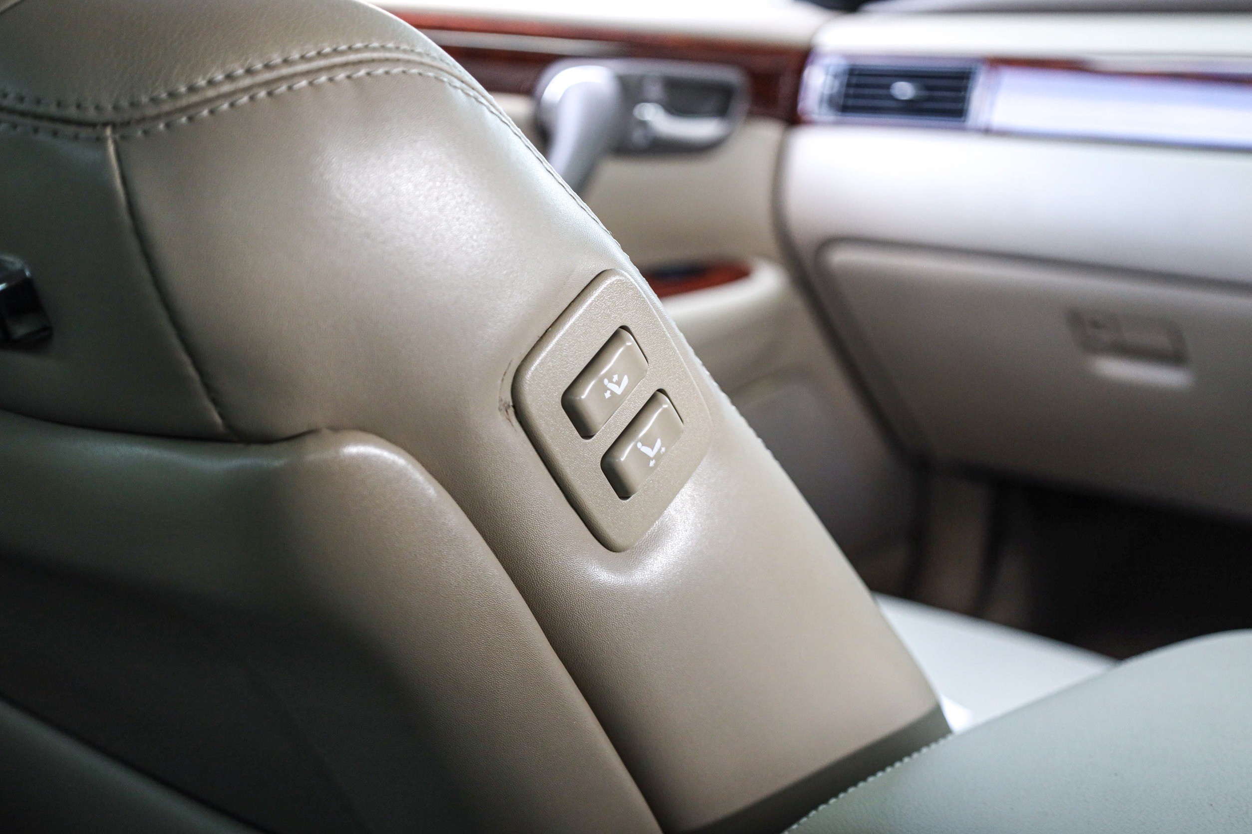 Toyota Crown Royal Saloon PF-รถบ้านมือสอง