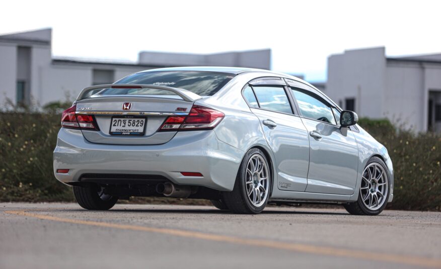 Honda Civic FB E Navi PF-รถบ้านมือสอง