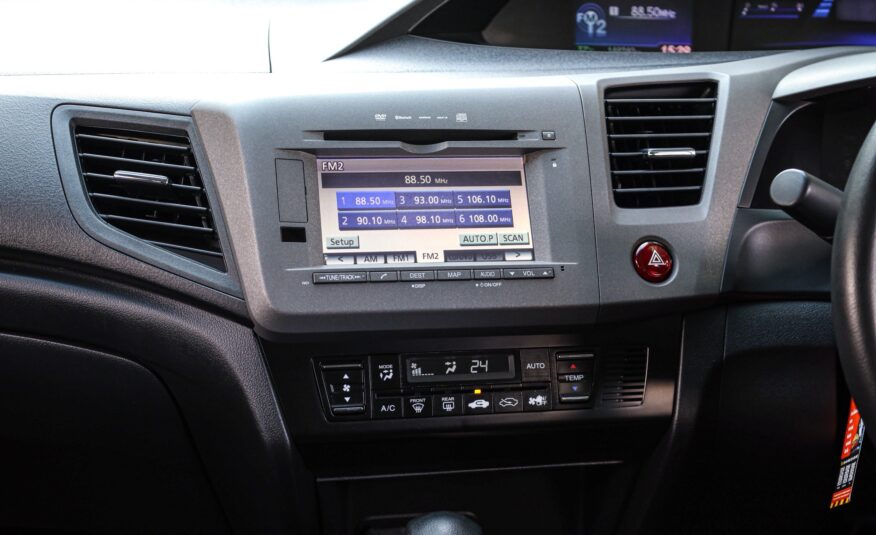 Honda Civic FB E Navi PF-รถบ้านมือสอง