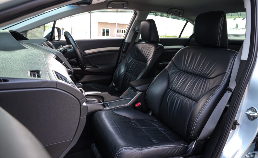 Honda Civic FB E Navi PF-รถบ้านมือสอง