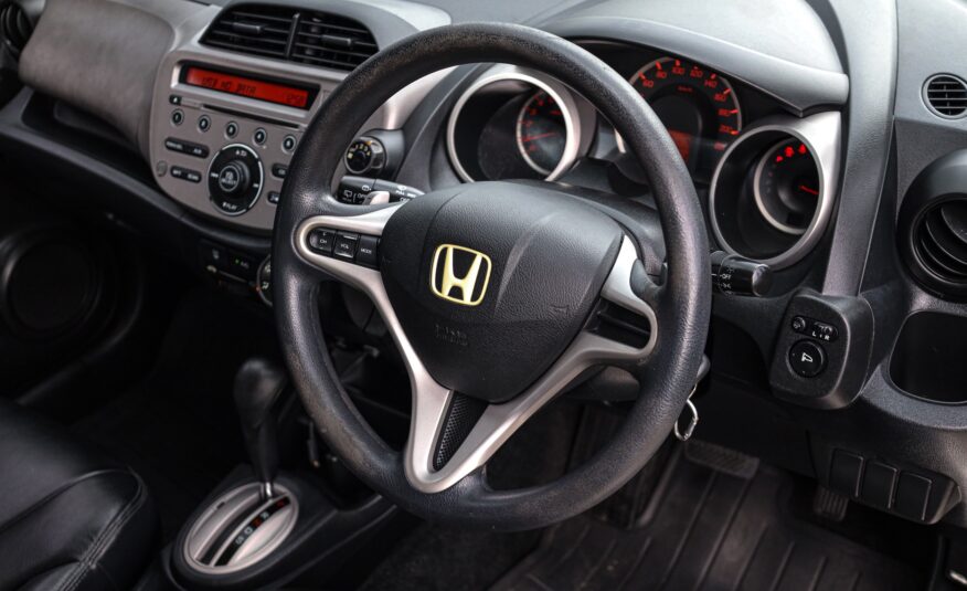 Honda Jazz Ge SV PF-รถบ้านมือสอง