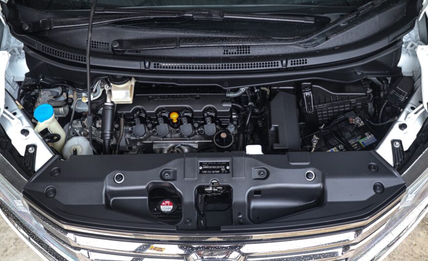 Honda Stepwagon Spada 2.0 EL PF-รถบ้านมือสอง