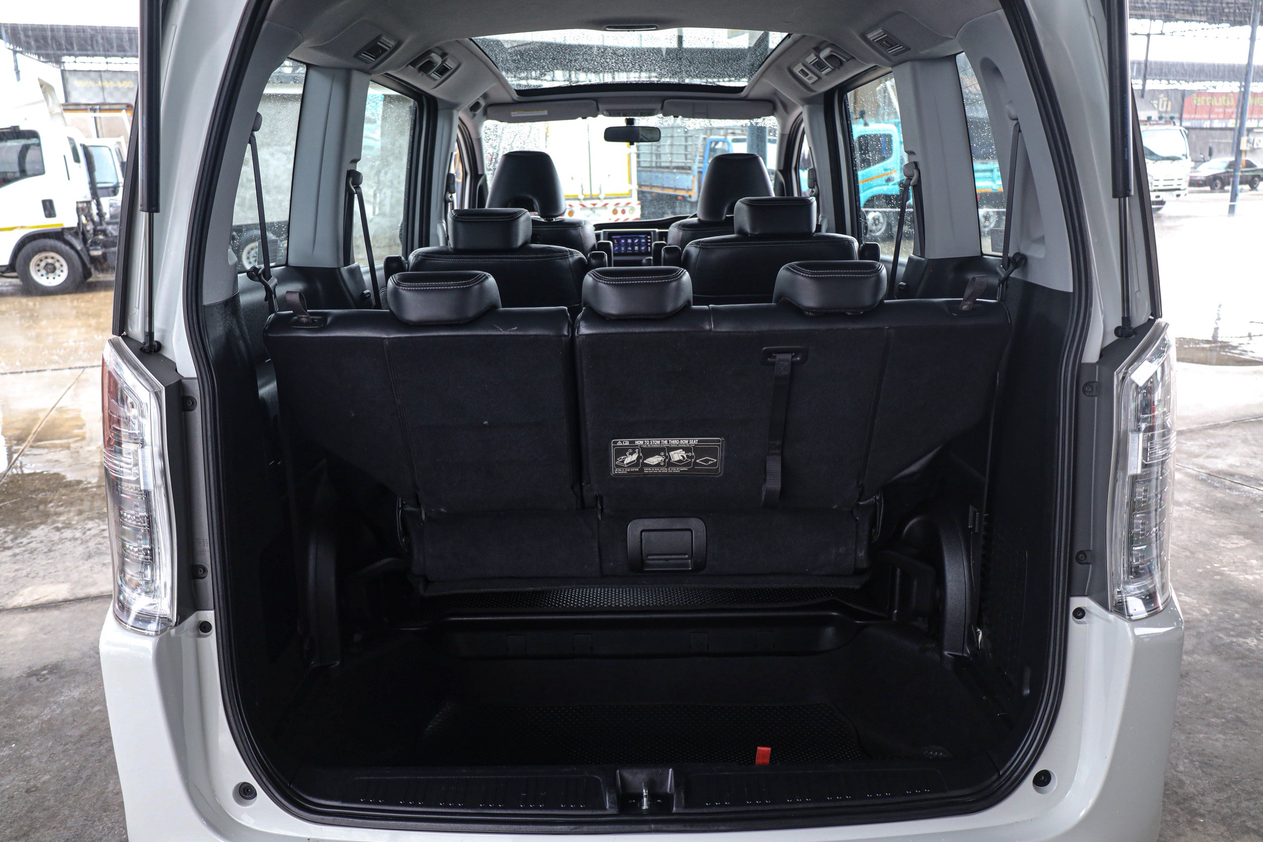 Honda Stepwagon Spada 2.0 EL PF-รถบ้านมือสอง