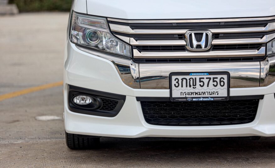 Honda Stepwagon Spada 2.0 EL PF-รถบ้านมือสอง