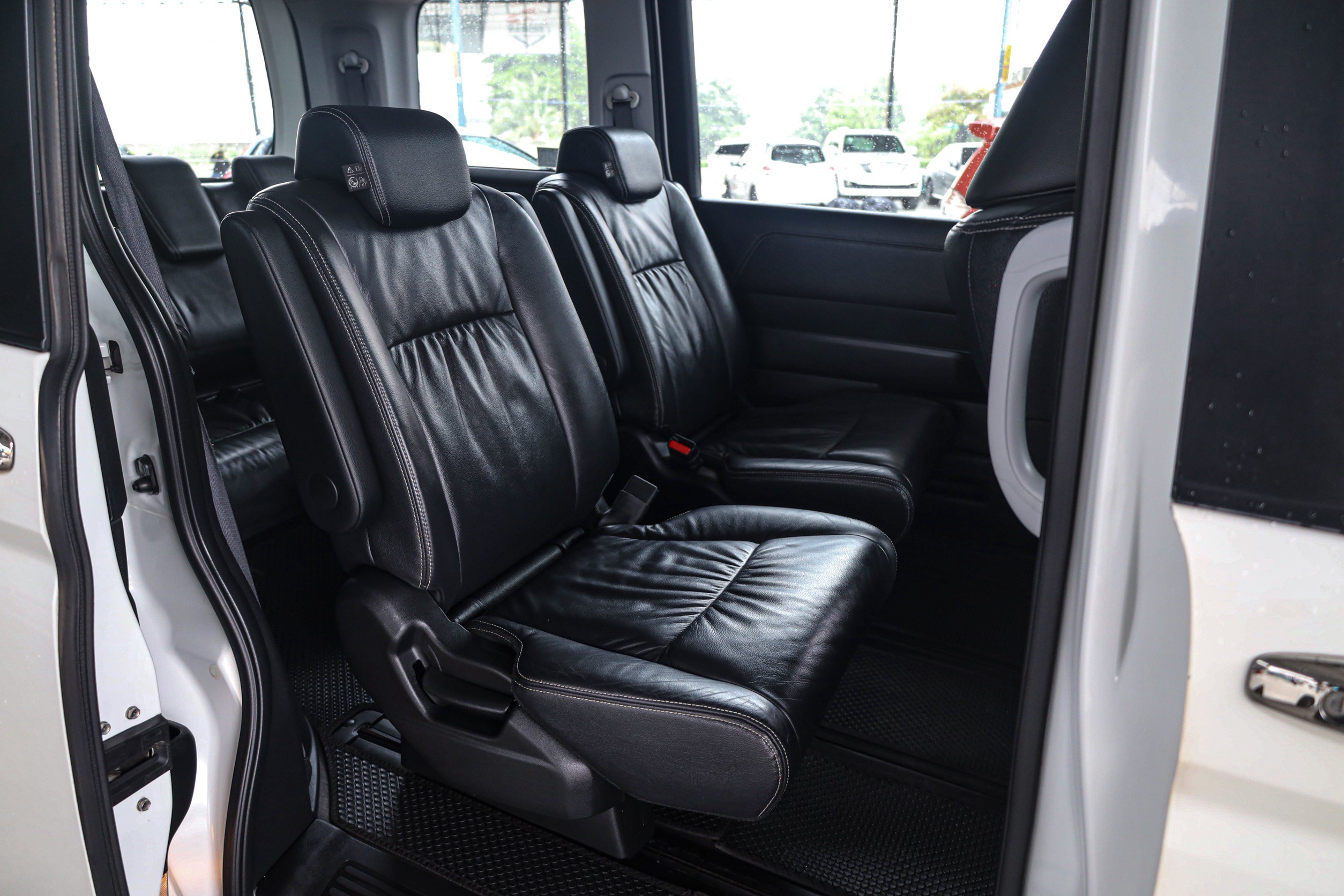 Honda Stepwagon Spada 2.0 EL PF-รถบ้านมือสอง