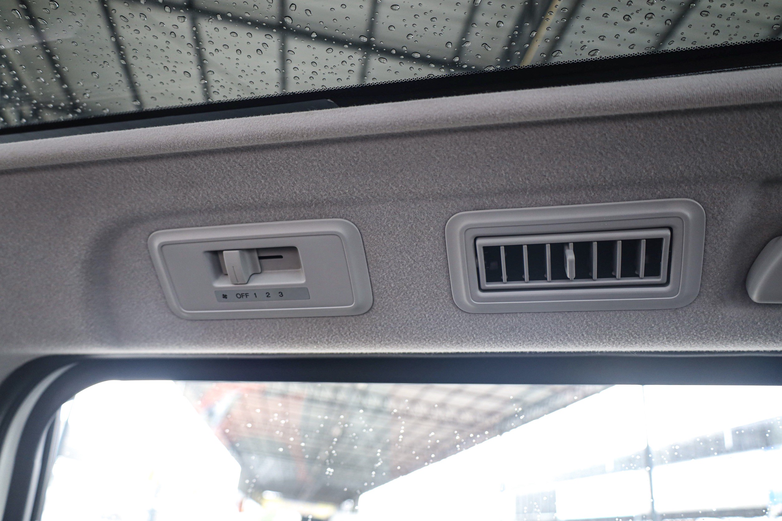 Honda Stepwagon Spada 2.0 EL PF-รถบ้านมือสอง
