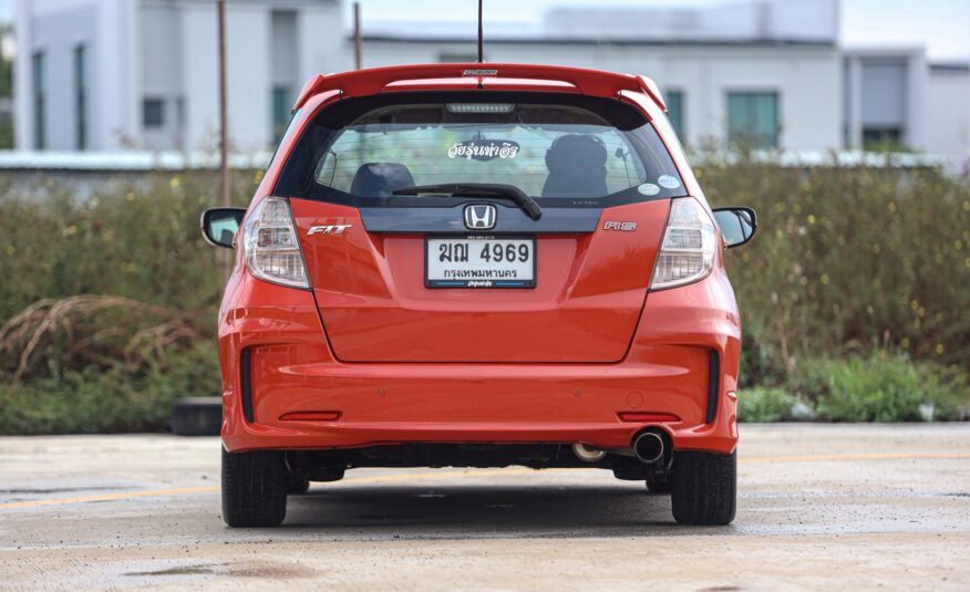 Honda Jazz Ge Japan PF-รถบ้านมือสอง