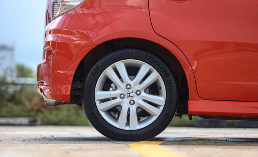 Honda Jazz Ge Japan PF-รถบ้านมือสอง