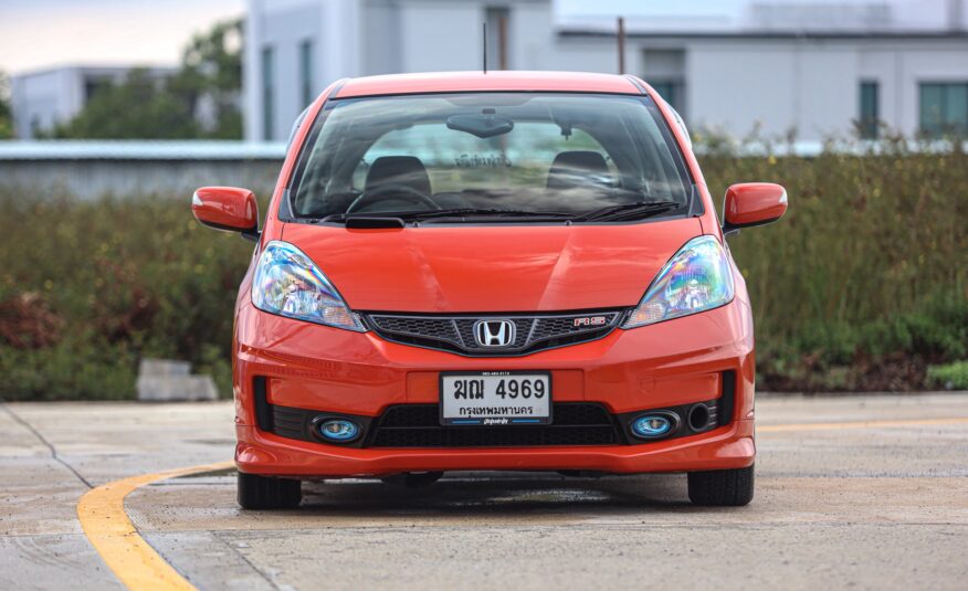 Honda Jazz Ge Japan PF-รถบ้านมือสอง