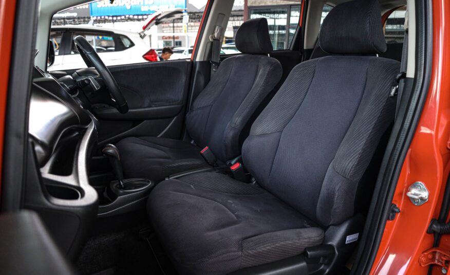Honda Jazz Ge Japan PF-รถบ้านมือสอง