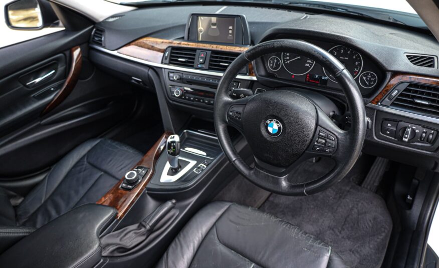 Bmw F30 320i Sport PF-รถบ้านมือสอง
