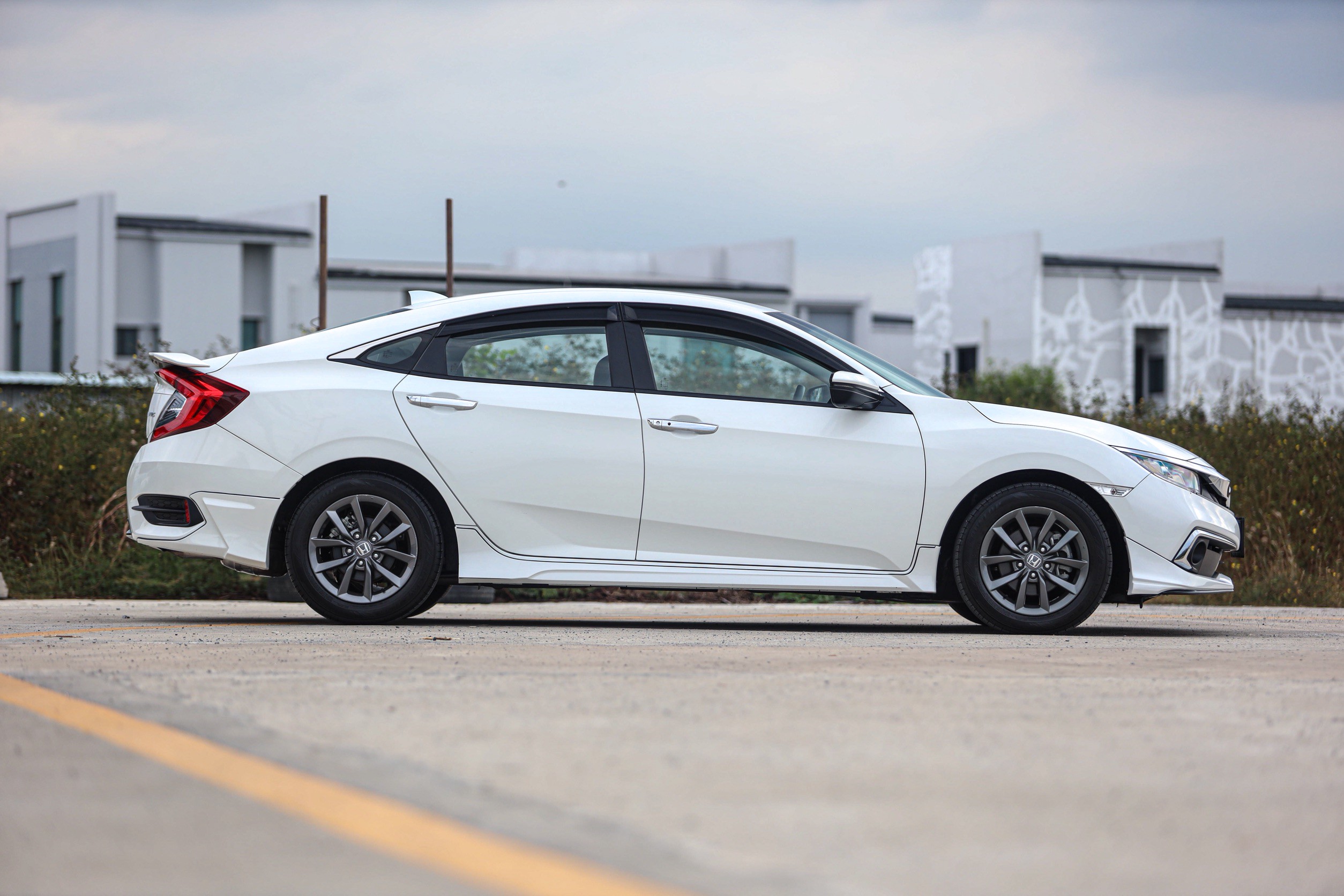 Honda Civic Fc 1.8 EL PF-รถบ้านมือสอง