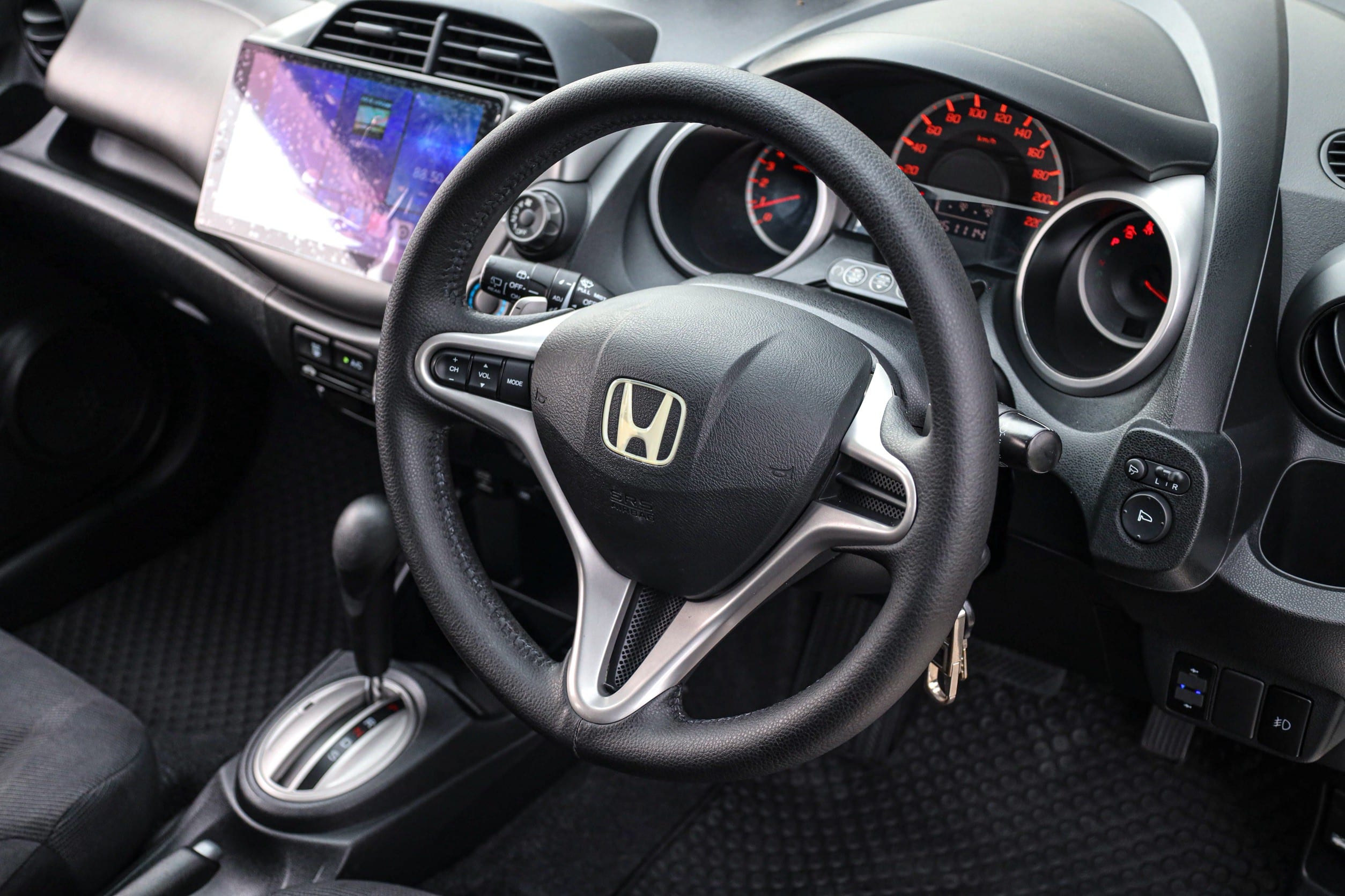 Honda Jazz Ge Sv AT PF-รถบ้านมือสอง