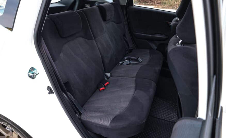 Honda Jazz Ge Sv AT PF-รถบ้านมือสอง