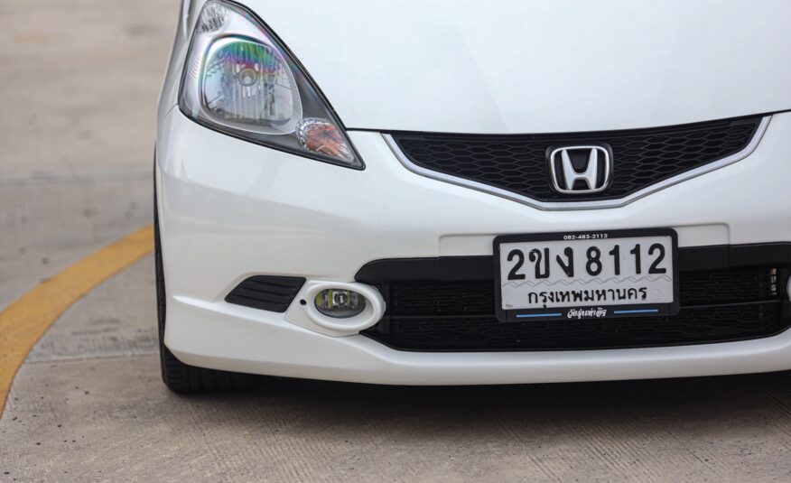 Honda Jazz Ge Sv AT PF-รถบ้านมือสอง