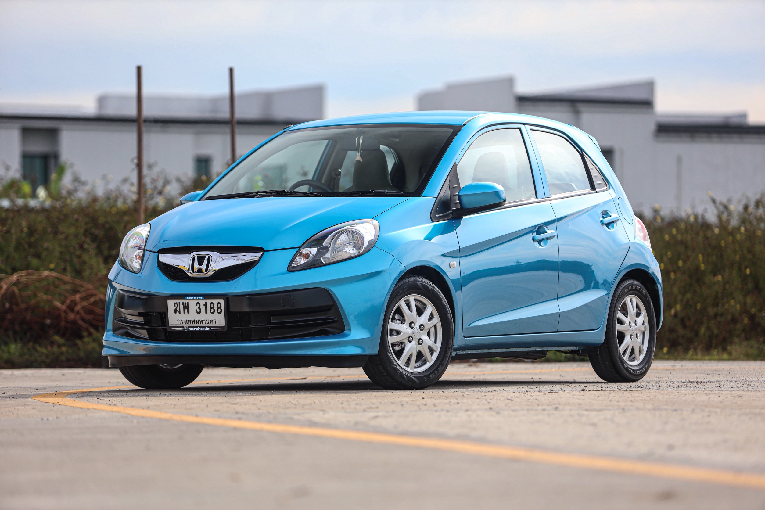 Honda Brio V AT PF-รถบ้านมือสอง