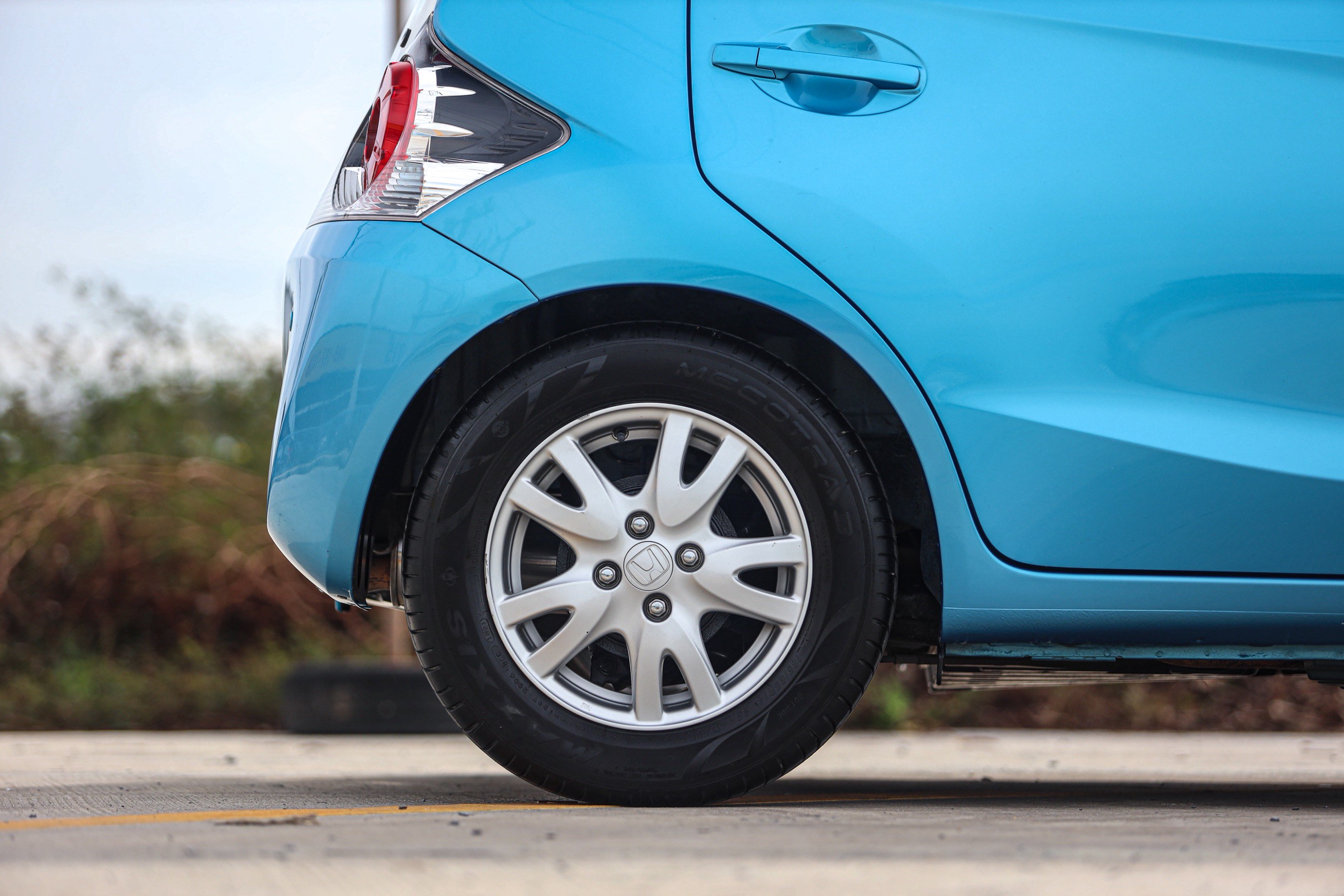 Honda Brio V AT PF-รถบ้านมือสอง