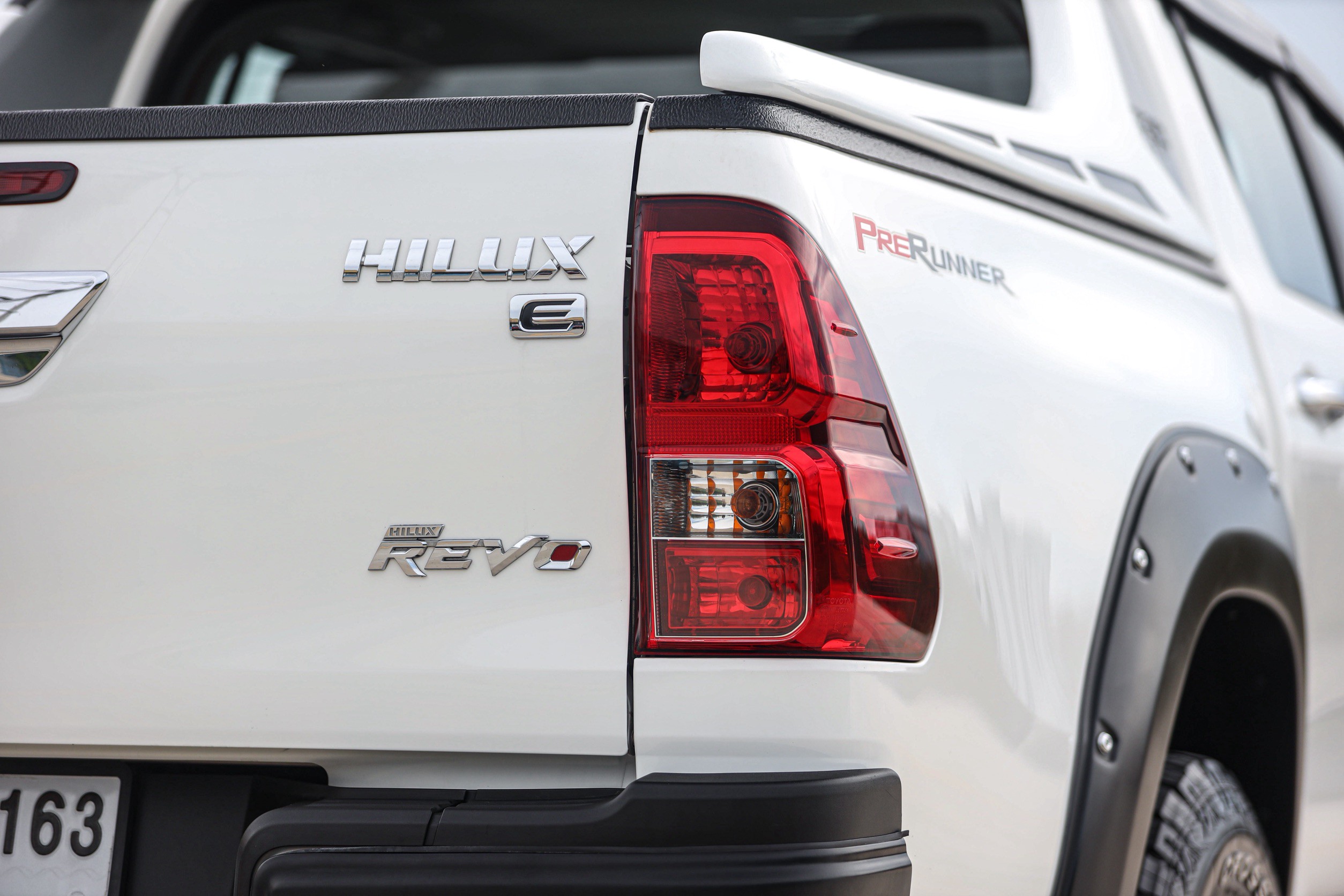 Toyota Hilux Revo 2.4 E MT PF-รถบ้านมือสอง