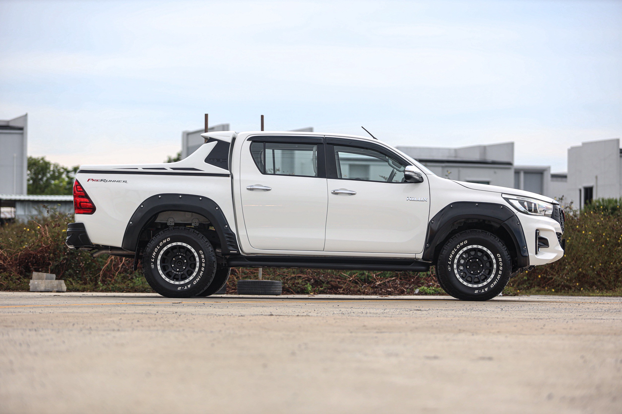 Toyota Hilux Revo 2.4 E MT PF-รถบ้านมือสอง