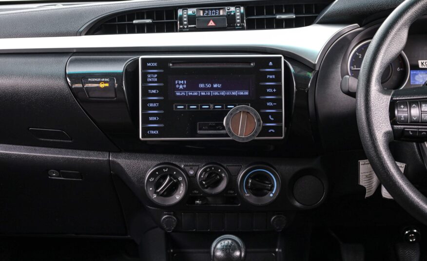 Toyota Hilux Revo 2.4 E MT PF-รถบ้านมือสอง