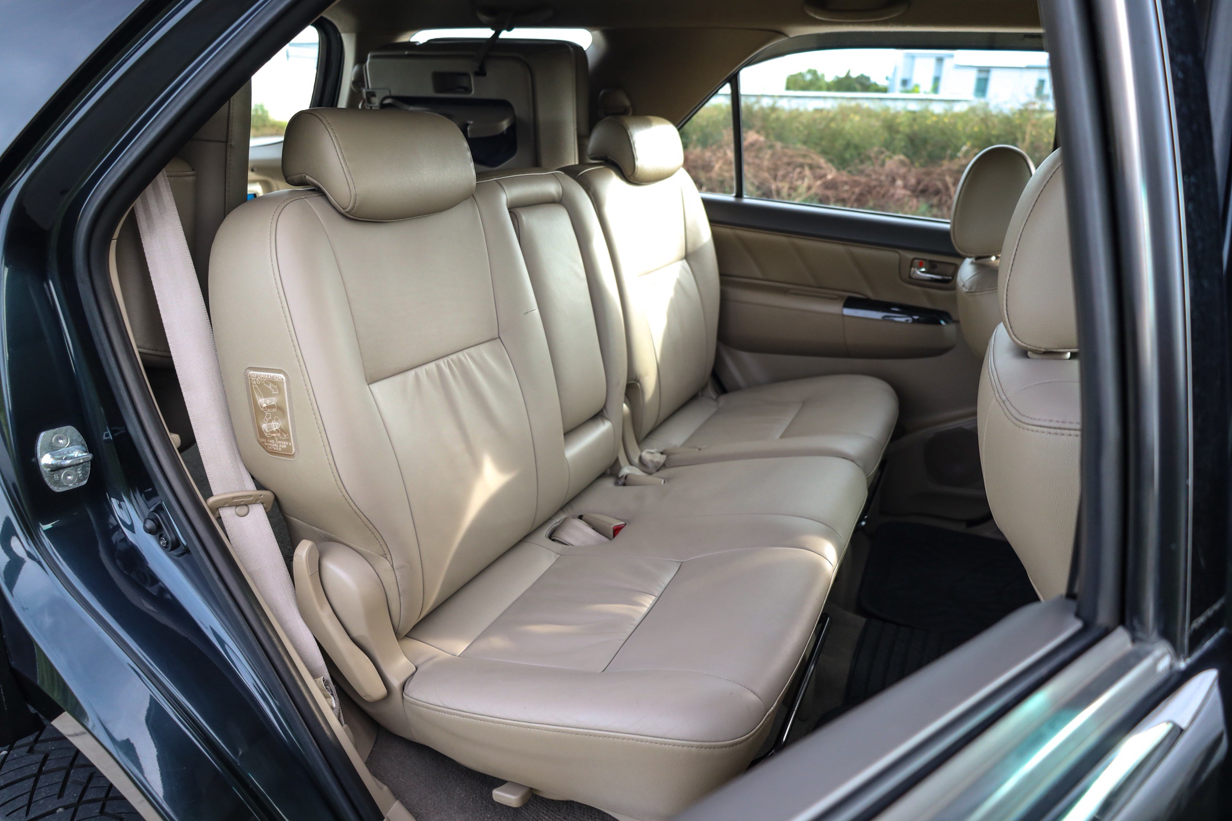 Toyota Fortuner 3.0 V AT 4WD PF-รถบ้านมือสอง