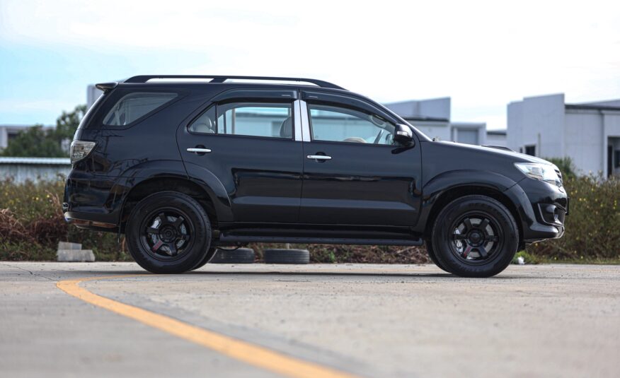 Toyota Fortuner 3.0 V AT 4WD PF-รถบ้านมือสอง