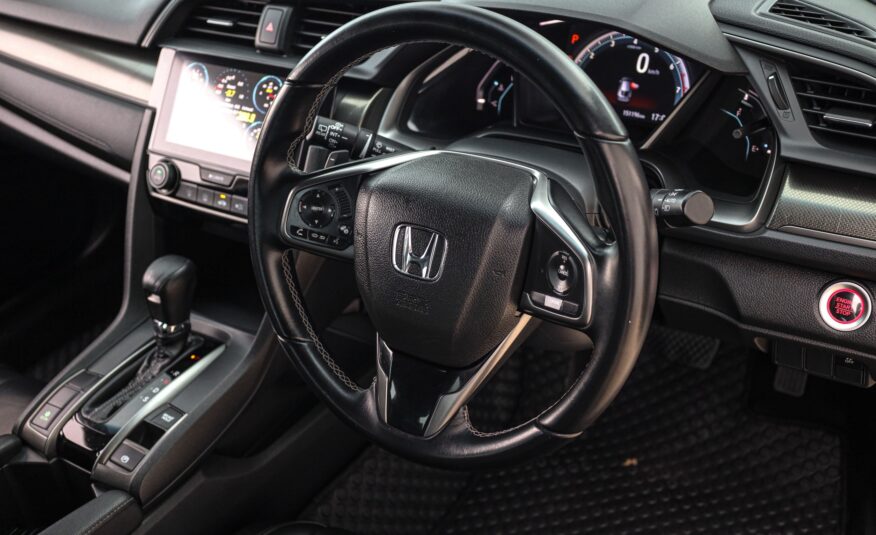 Honda Civic FK 1.5 Turbo PF-รถบ้านมือสอง