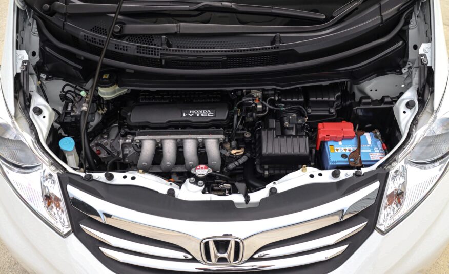 Honda Freed 1.5 EL AT PF-รถบ้านมือสอง